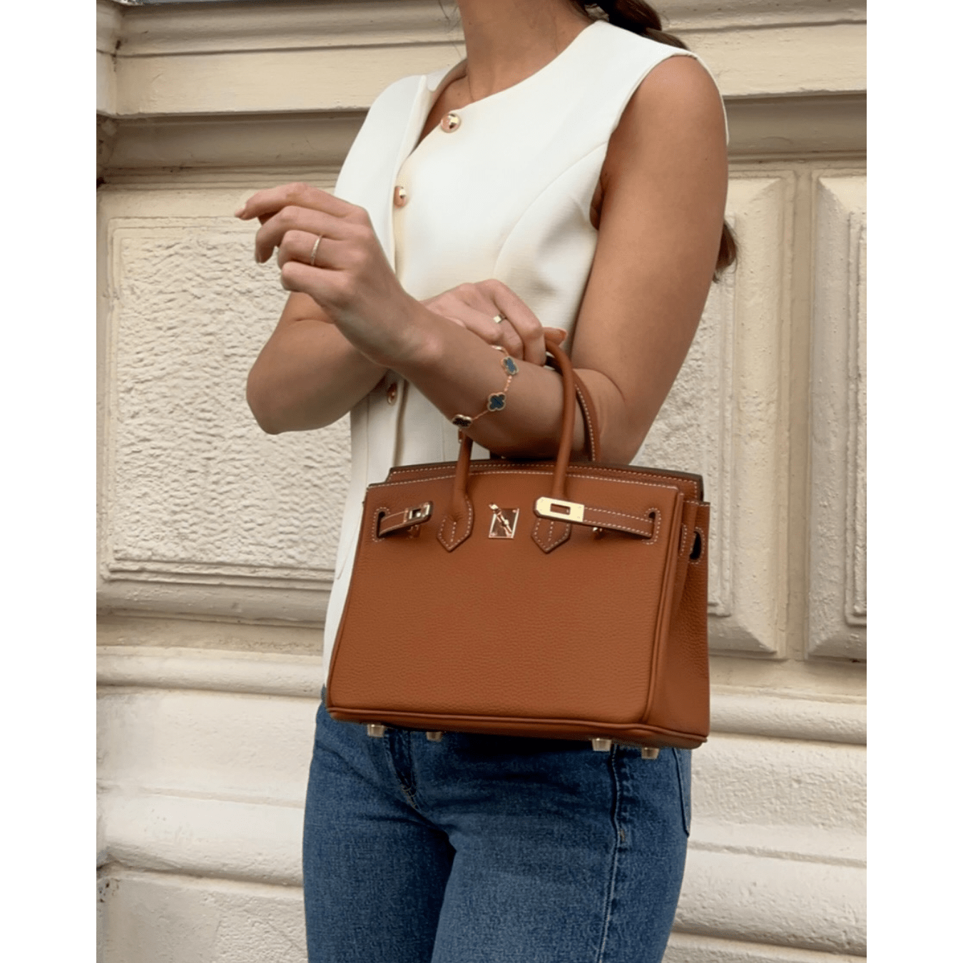 Noora™ | Kensington