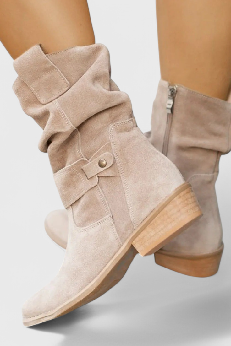 Aira Classic Suede Enkellaarsjes