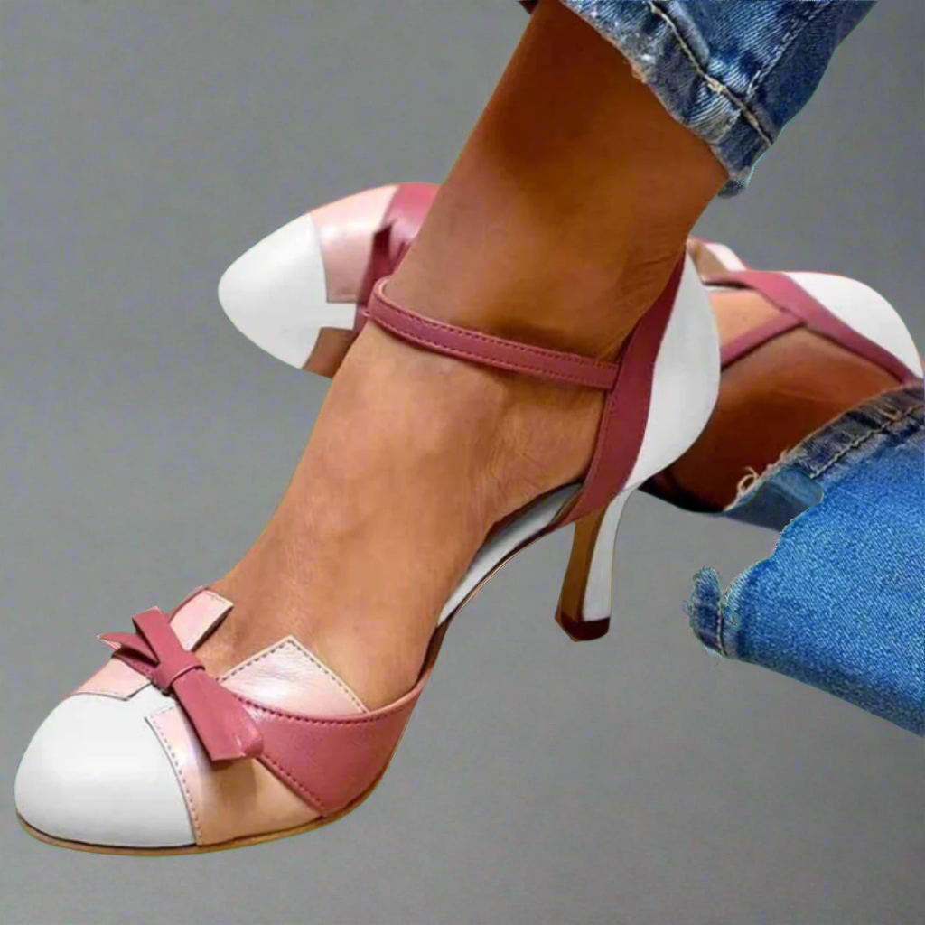 Bellarosa | Kleurrijke sandalen met knoop en band, met ronde neus