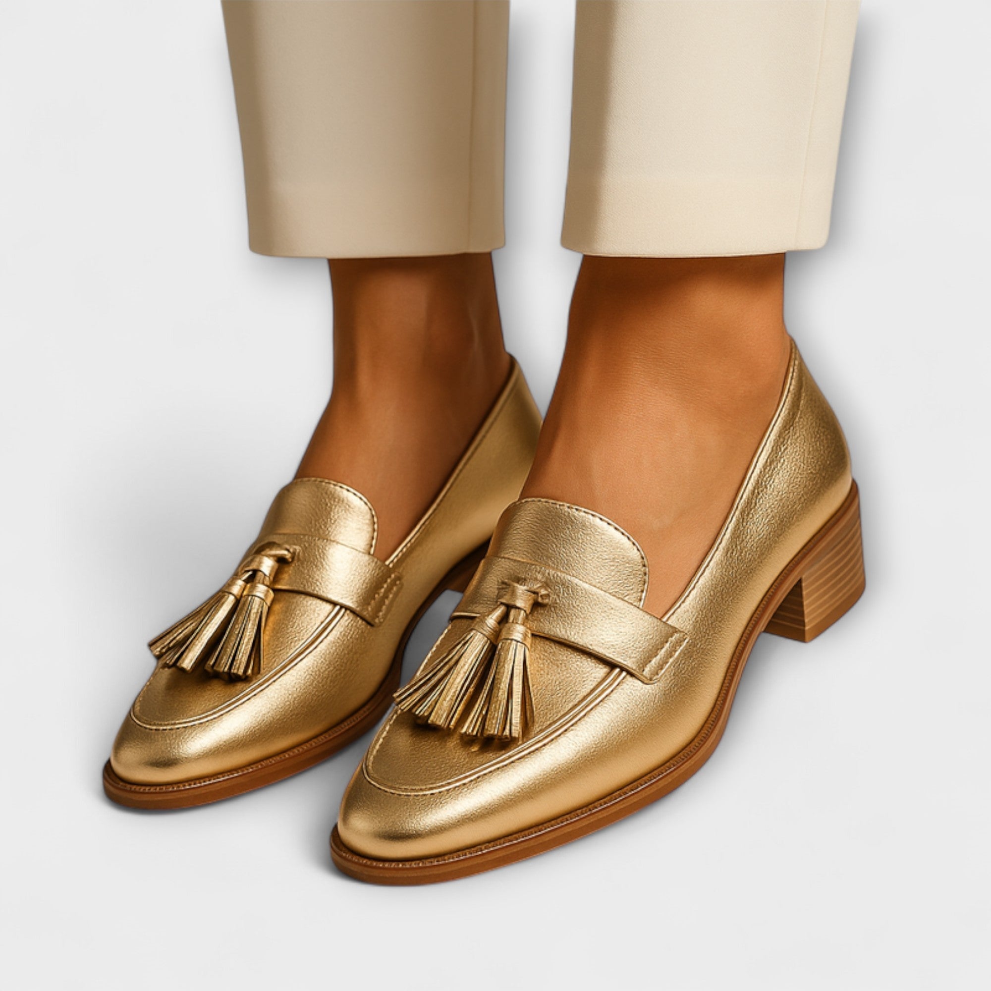 Celeste Mocassins met Elegante Fringes
