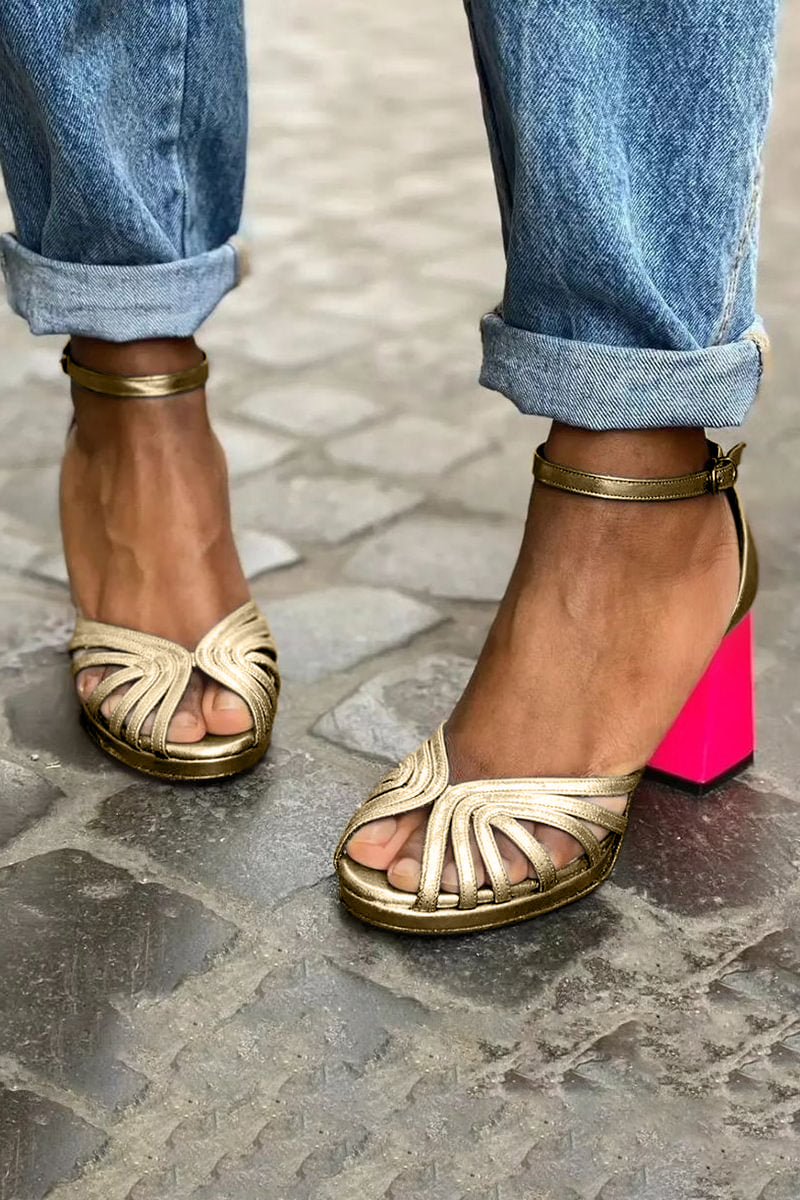 Milviana | Klassieke sandalen met enkelband en open tenen