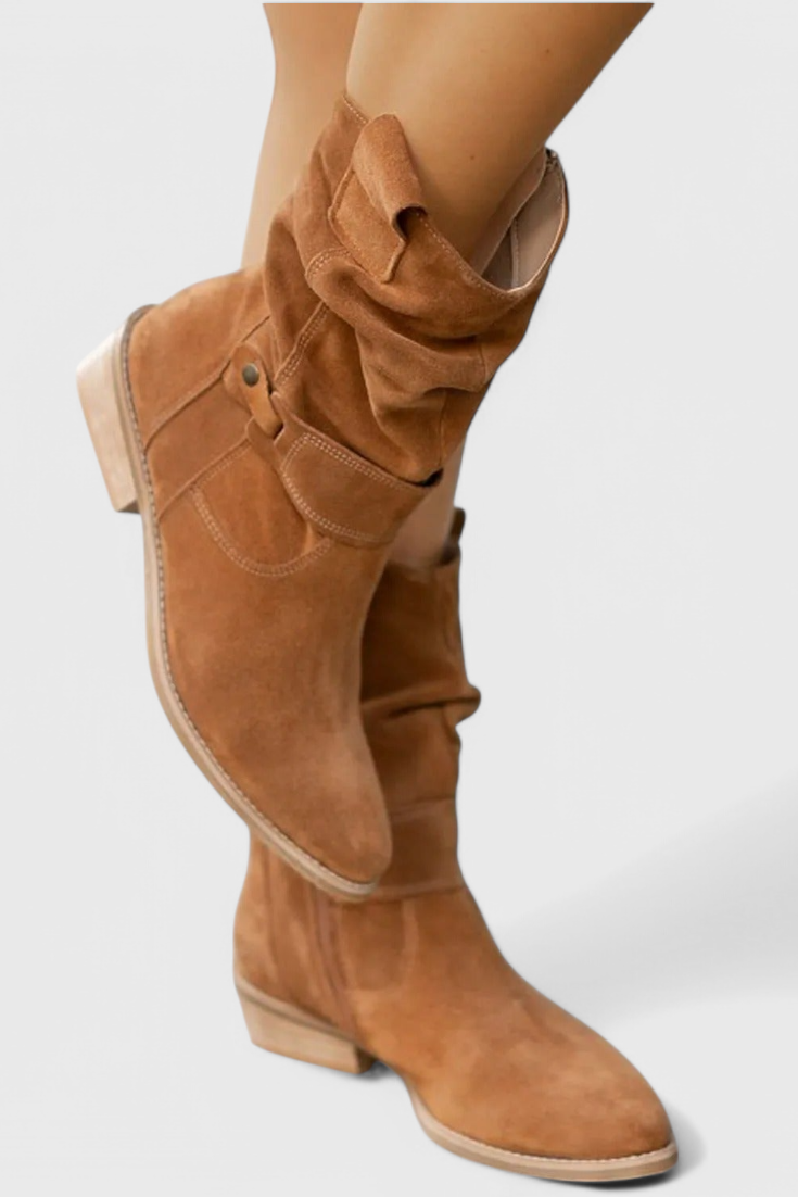 Aira Classic Suede Enkellaarsjes
