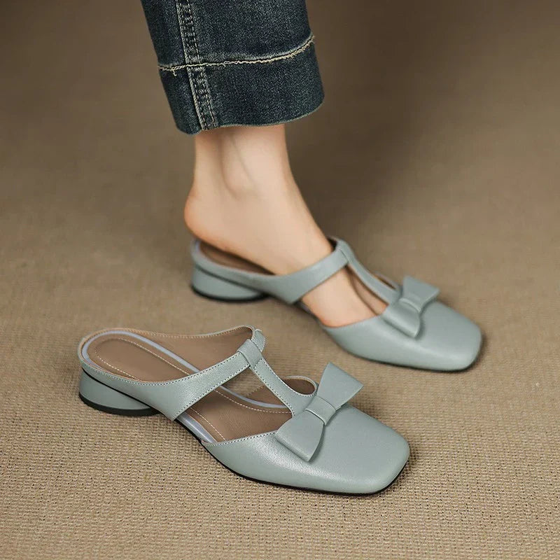 Lina Vierkante Teen Slippers