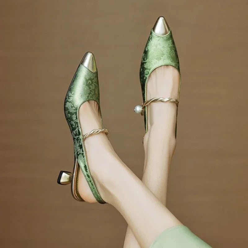 Molette Elegante Pumps