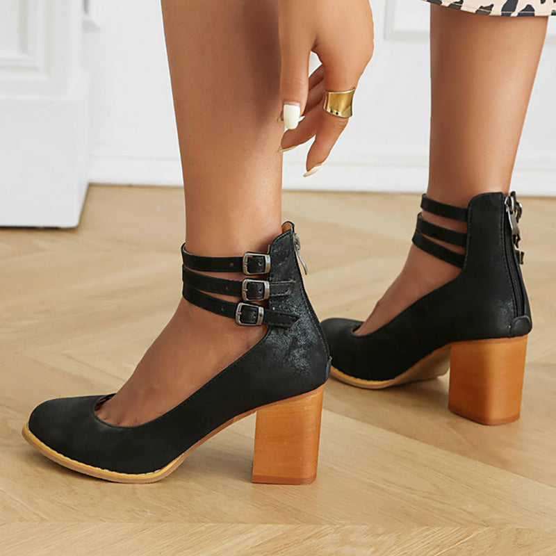 Casilda | Gladde sandalen met enkelbandje en dikke hak