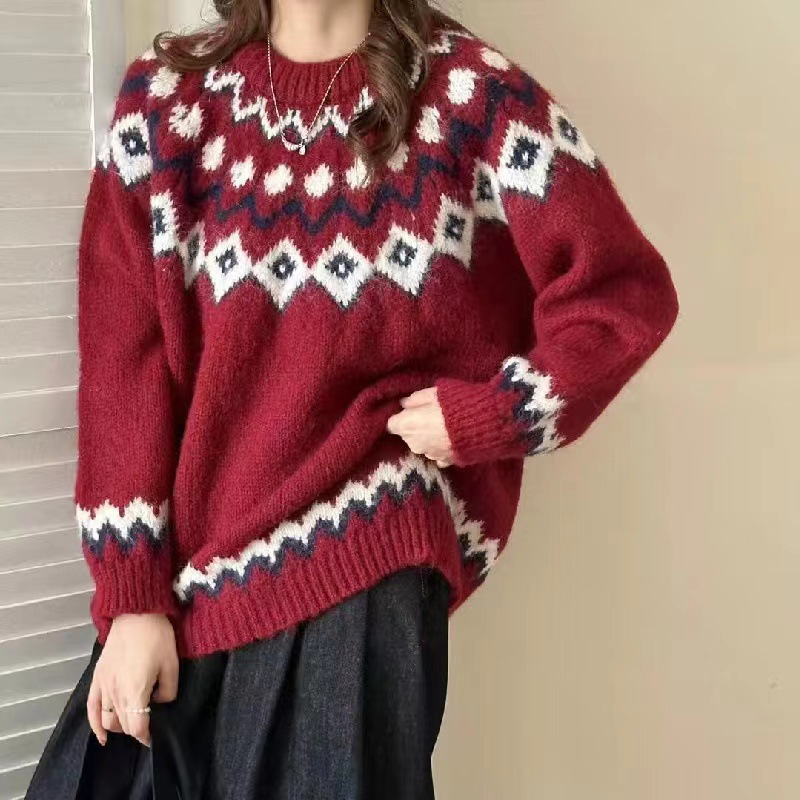 Bold Geo Pattern Sweater met Retro Stijl