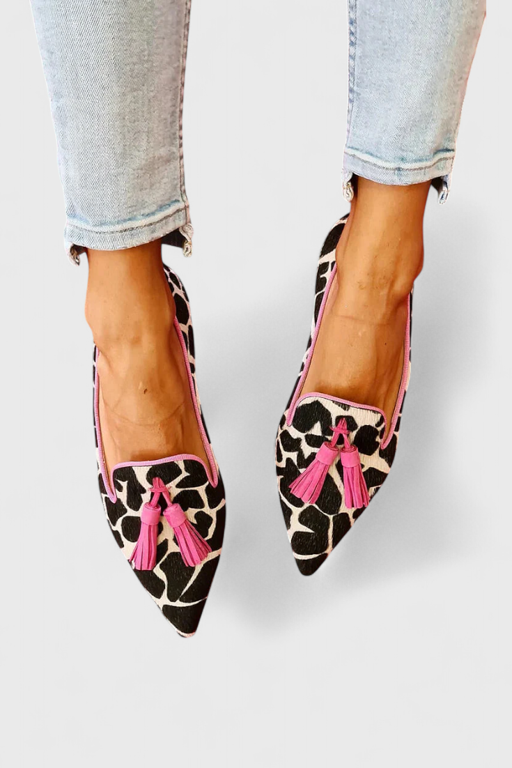 Fermina Elegante Mocassins met Puntige Neus en Bicolor Ontwerp